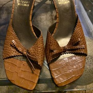 Stuart weitzman kitten heels